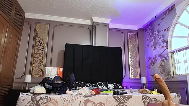 Snapshot of mature_bigass__ chatting on December 13, 2025, 7:53 pm mature bigass online show from December 13, 2025, 7:53 pm