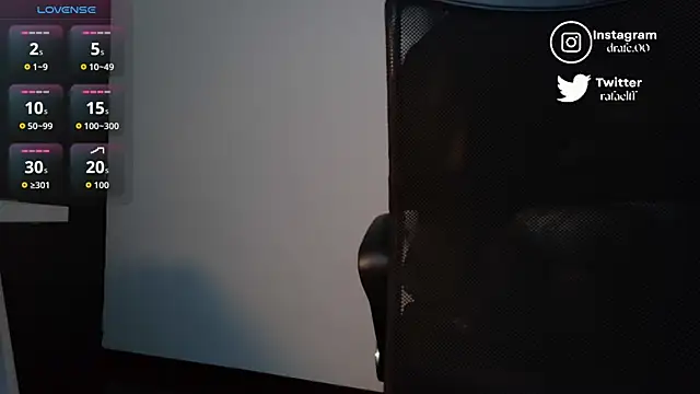 Snapshot of rafael_stone chatting on November 11, 2025, 2:22 am rafael stone online show from November 11, 2025, 2:22 am