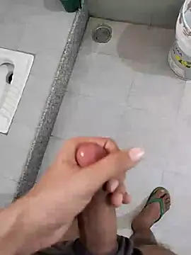 Snapshot of Sharmaji0 chatting on February 1, 2025, 11:10 am Sharmaji0 online show from February 1, 2025, 11:10 am