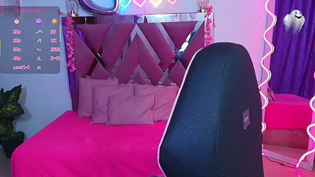 Snapshot of kendra_tay chatting on November 6, 2025, 3:07 am kendra tay online show from November 6, 2025, 3:07 am