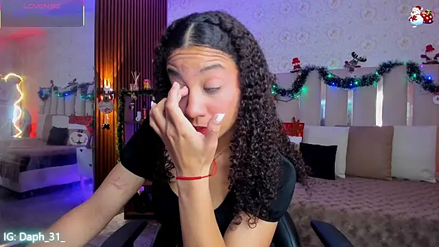 Daphnne tay online show from January 11, 2026, 3:22 am