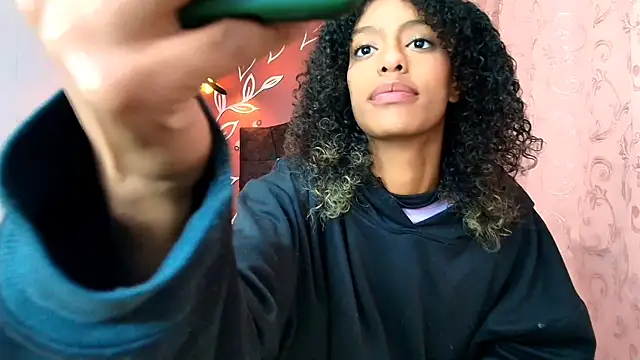 Zia Green online show from January 23, 2025, 12:09 pm