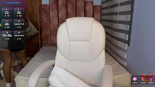 Snapshot of lou_rosse_ chatting on December 20, 2024, 9:06 pm lou rosse online show from December 20, 2024, 9:06 pm