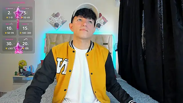 patrick sanzz online show from February 25, 2025, 9:02 pm