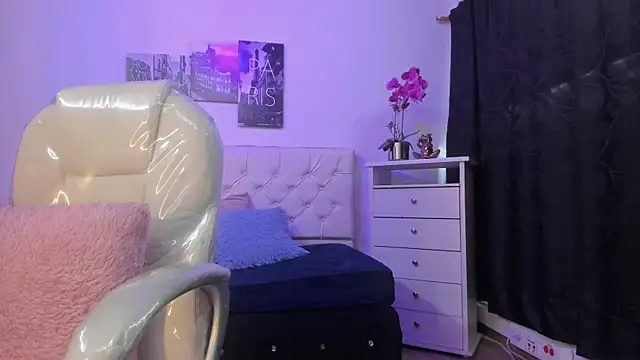 Amy Kiitty  online show from February 14, 2026, 12:57 pm