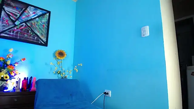 Iivana 19 online show from December 19, 2025, 2:35 pm