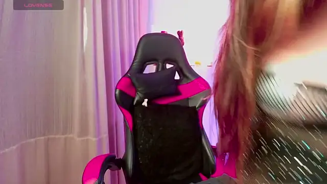 Snapshot of Megaan_Greey chatting on October 8, 2025, 4:15 pm Megaan Greey online show from October 8, 2025, 4:15 pm