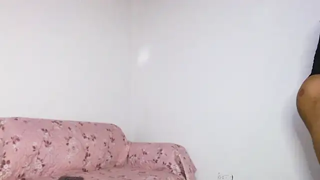  JaaconLeon  online show from December 8, 2024, 1:03 pm