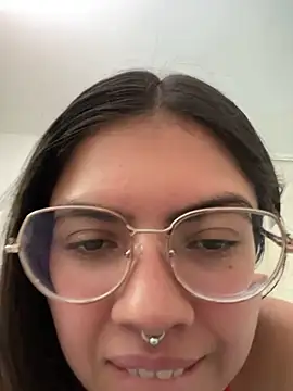 Snapshot of Argentiiniita chatting on January 6, 2025, 7:35 pm Argentiiniita online show from January 6, 2025, 7:35 pm