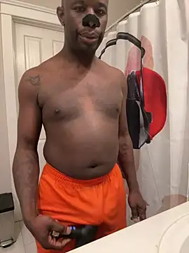 Snapshot of Pressure69mee chatting on February 5, 2025, 12:10 am Pressure69mee online show from February 5, 2025, 12:10 am