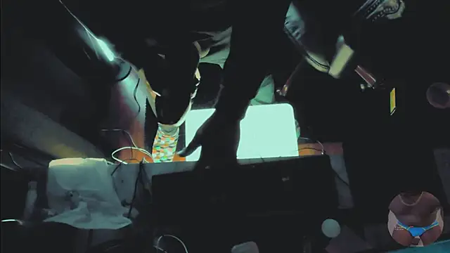 Snapshot of Pressure69mee chatting on March 1, 2025, 1:43 am Pressure69mee online show from March 1, 2025, 1:43 am