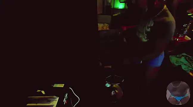 Snapshot of Pressure69mee chatting on March 8, 2025, 8:44 am Pressure69mee online show from March 8, 2025, 8:44 am