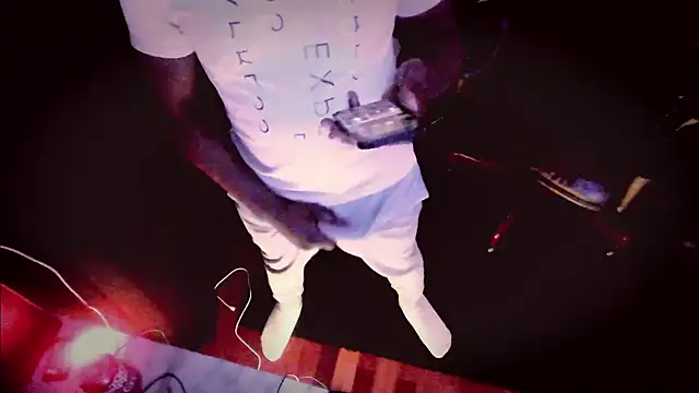 Snapshot of Pressure69mee chatting on March 15, 2025, 10:55 pm Pressure69mee online show from March 15, 2025, 10:55 pm