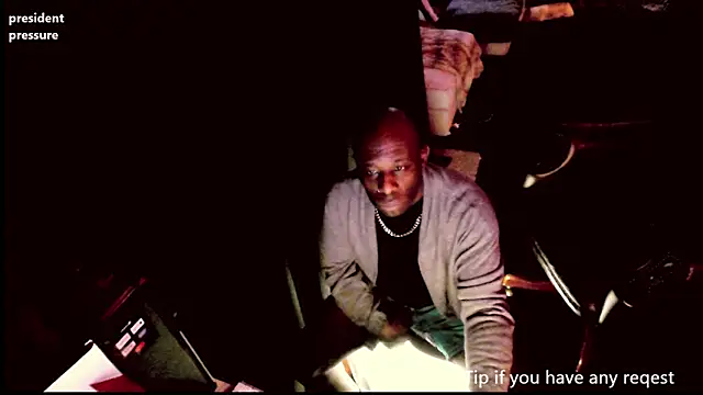 Snapshot of Pressure69mee chatting on March 18, 2025, 5:20 am Pressure69mee online show from March 18, 2025, 5:20 am