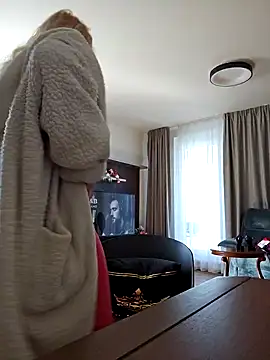 Snapshot of MariaRichi_ chatting on March 19, 2025, 7:40 am MariaRichi  online show from March 19, 2025, 7:40 am