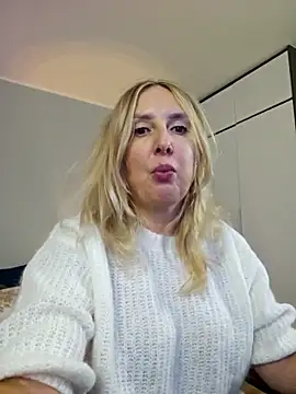 MariaRichi  online show from January 17, 2026, 7:39 pm