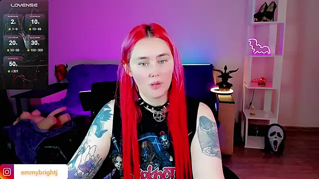 Snapshot of Emmybrightj_ chatting on January 22, 2025, 12:06 am Emmybrightj online show from January 22, 2025, 12:06 am