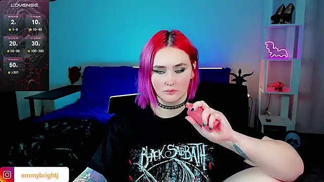 Snapshot of Emmybrightj_ chatting on January 24, 2025, 4:59 am Emmybrightj online show from January 24, 2025, 4:59 am