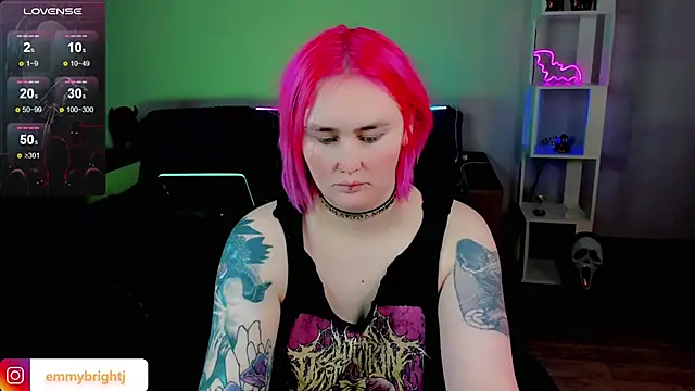 Snapshot of Emmybrightj_ chatting on February 3, 2025, 12:47 am Emmybrightj online show from February 3, 2025, 12:47 am