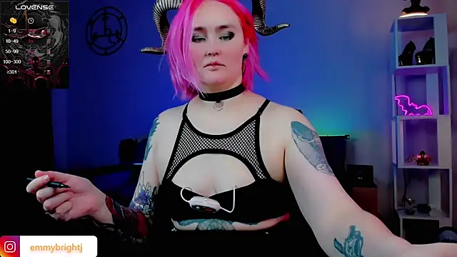 Snapshot of Emmybrightj_ chatting on February 4, 2025, 1:02 am Emmybrightj online show from February 4, 2025, 1:02 am