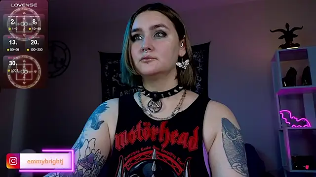 Snapshot of Emmybrightj_ chatting on March 23, 2025, 3:54 am Emmybrightj online show from March 23, 2025, 3:54 am