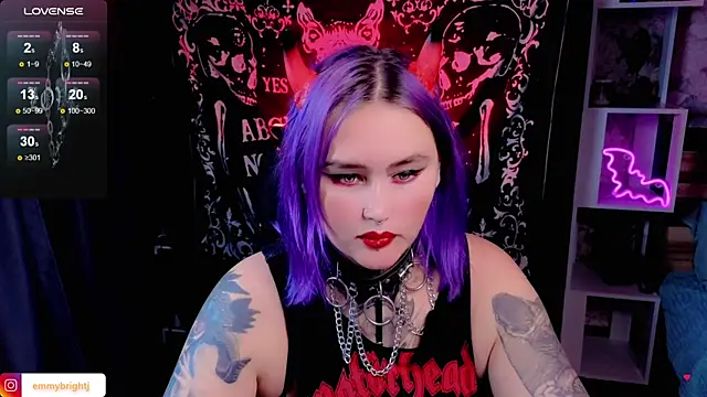 Snapshot of Emmybrightj_ chatting on September 18, 2025, 5:15 pm Emmybrightj online show from September 18, 2025, 5:15 pm