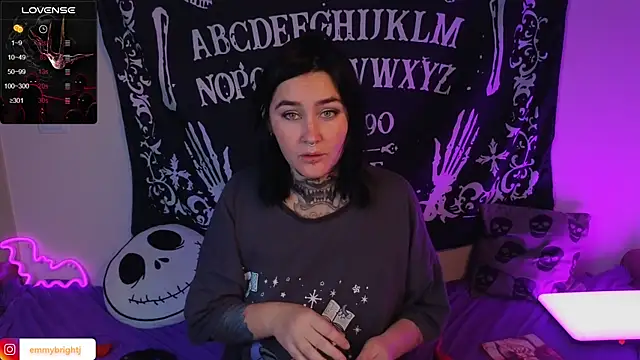 Snapshot of Emmybrightj_ chatting on September 26, 2025, 1:09 am Emmybrightj online show from September 26, 2025, 1:09 am