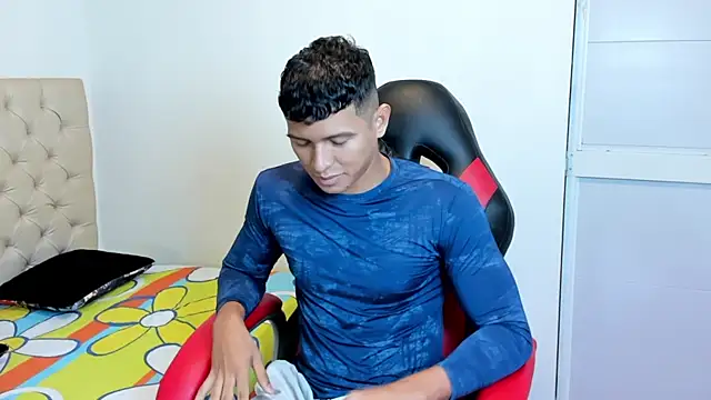 Snapshot of yei-sant chatting on November 11, 2025, 3:06 am yei-sant online show from November 11, 2025, 3:06 am