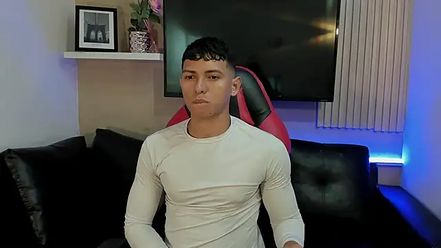 Snapshot of yei-sant chatting on November 27, 2025, 2:35 am yei-sant online show from November 27, 2025, 2:35 am