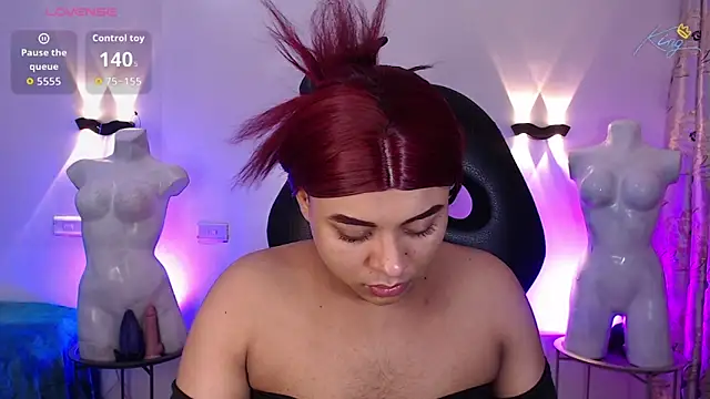 Emili Roux online show from February 5, 2026, 11:48 am