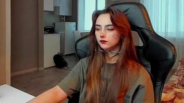 SilverDream online show from February 9, 2025, 4:57 am