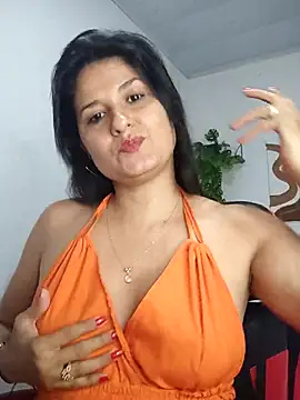 elena jonees online show from November 26, 2025, 7:48 pm