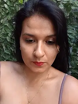elena jonees online show from July 8, 2026, 8:46 pm