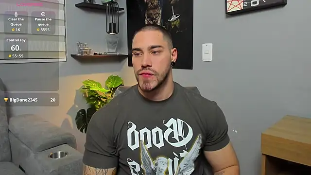 Snapshot of Giorgio-Leone chatting on October 2, 2025, 2:40 am Giorgio-Leone online show from October 2, 2025, 2:40 am