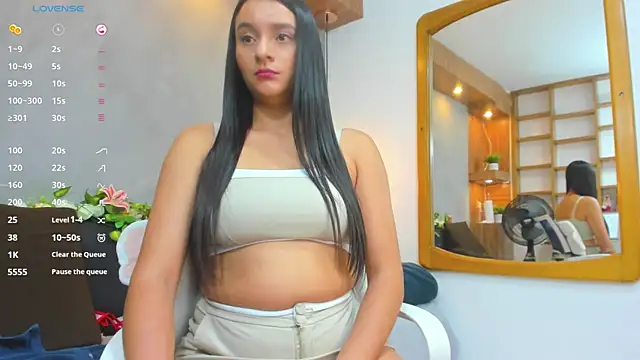 Hannah williams1 online show from January 15, 2025, 5:29 am