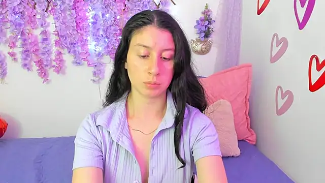 Snapshot of Alexa9_9 chatting on February 12, 2025, 6:40 pm Alexa9 9 online show from February 12, 2025, 6:40 pm