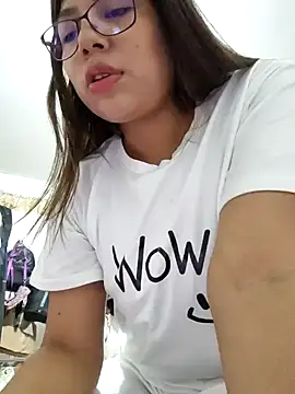 ARIANA SAENS online show from December 9, 2024, 7:39 pm