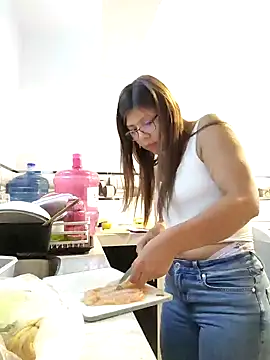 ARIANA SAENS online show from December 13, 2024, 11:17 pm