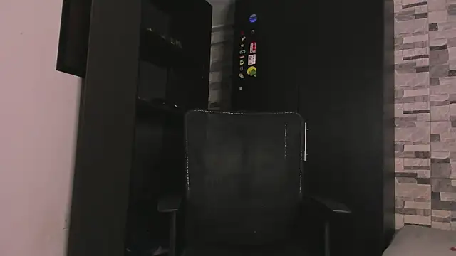 Snapshot of Dimitri_higth420 chatting on November 15, 2025, 6:48 pm Dimitri higth420 online show from November 15, 2025, 6:48 pm