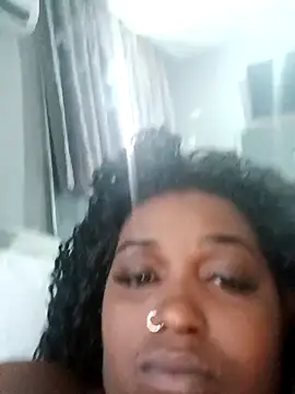 Snapshot of annybarros21 chatting on October 1, 2025, 4:02 pm annybarros21 online show from October 1, 2025, 4:02 pm