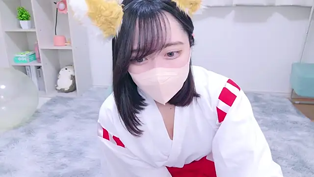 Yurie  online show from January 2, 2025, 2:33 am