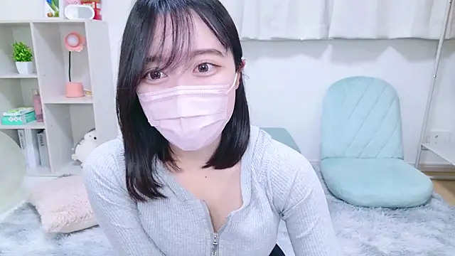 Yurie  online show from January 25, 2025, 2:58 am