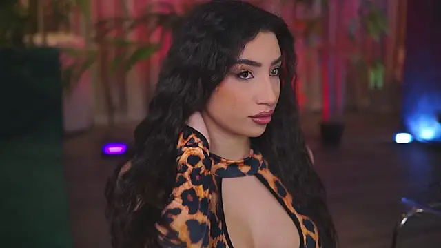 GinaValentinna online show from January 5, 2026, 7:50 pm