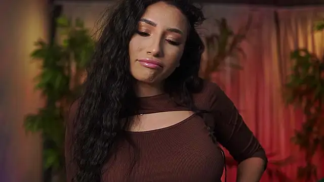 GinaValentinna online show from March 4, 2026, 8:04 pm