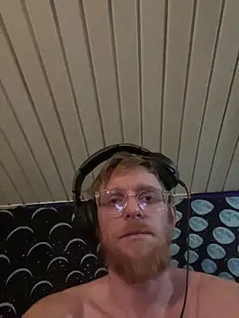 luv2cum7491 online show from February 5, 2025, 12:53 am