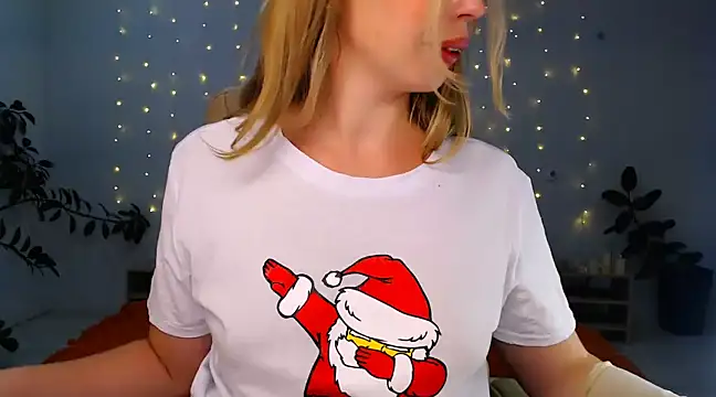 NaughtyNylonFeet online show from December 25, 2024, 2:46 am