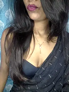 Snapshot of Blackberry_Item chatting on October 1, 2025, 5:08 pm Blackberry Item online show from October 1, 2025, 5:08 pm