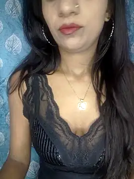 Snapshot of Blackberry_Item chatting on October 12, 2025, 5:45 pm Blackberry Item online show from October 12, 2025, 5:45 pm