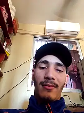 Snapshot of jose5320_20 chatting on November 24, 2025, 3:01 pm jose5320 20 online show from November 24, 2025, 3:01 pm