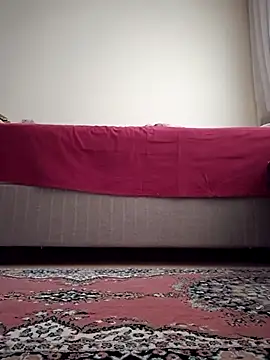 Snapshot of nyraminyon chatting on October 24, 2025, 12:01 pm nyraminyon online show from October 24, 2025, 12:01 pm